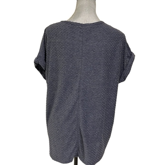 COIN 1804 Women's Plus Dot Print Rolled Sleeve V-Neck Tee Shirt Size 3X - Picture 4 of 7